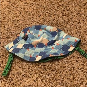 Patagonia baby bucket hat